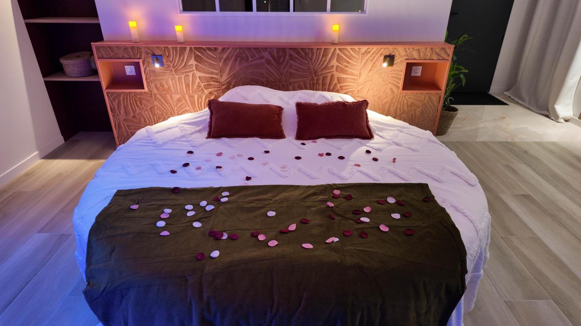 Les Suites Du Payre - Suite Romance Saint-Hilaire-de-Talmont Eksteriør bilde